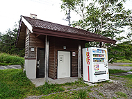 �O��